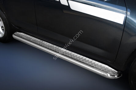 Stainless steel side steps with checker plate - Toyota RAV4 (2010 - 2013)