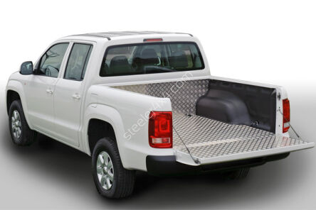 Aluminium bedliner - one and a half cabin C-Channel - under rail - Nissan Navara (2015 -)