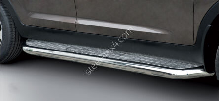 Stainless steel side steps with checker plate - KIA Sportage (2010 - 2015)