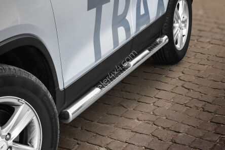 Stainless steel side bars with checker plate steps - Chevrolet Trax (2013 -)
